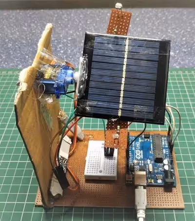 Custom electronic sensor node and PCB prototype testing